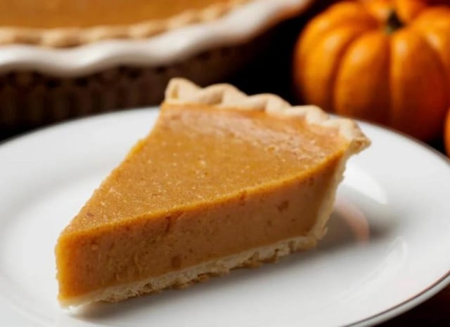 Pumpkin pie - Slice.