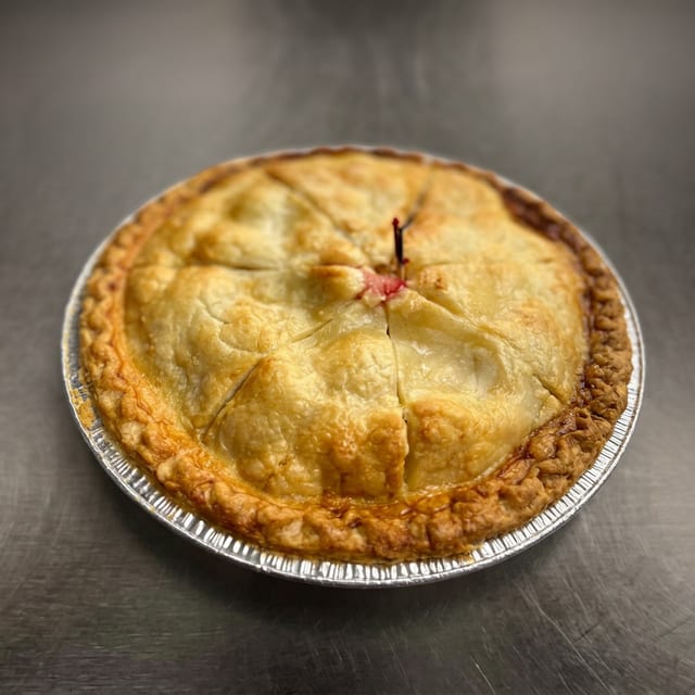 Cherry pie - Whole.