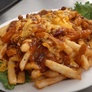 Chili cheese fries